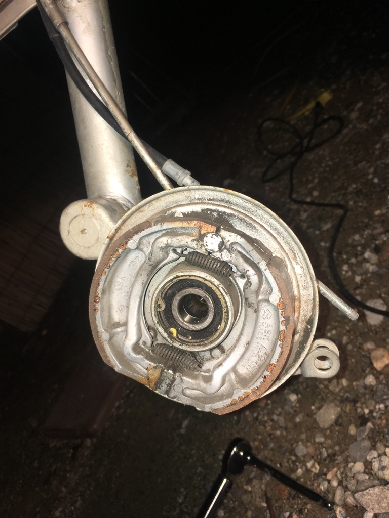 ジェンマ125整備 その4 ブレーキドラム清掃 シュー点検 - ななちゃんねる