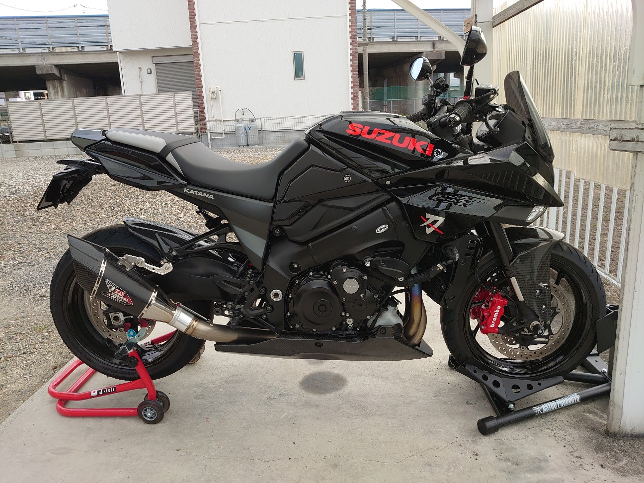 KATANA GSX-S1000S カタナ テールカウル 新型カタナへオオノスピードGTテールカウル取り付け