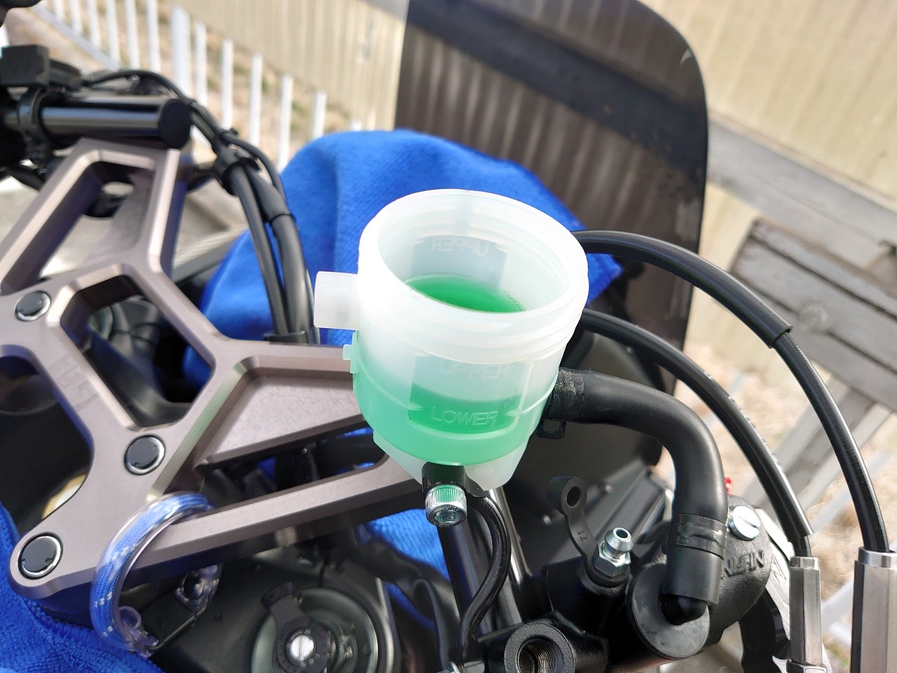 カタナにニッシンのラジポン取り付けてみた - 自動二輪車破壊