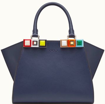 黒革の手帖 武井咲ちゃんの華やかなお着物と衣装やファッションまとめ Fashion Information