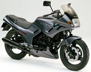 バイク VT250FG 大学院に進学した同期のバイク Honda VT250FG （通称VT3型） - バイク