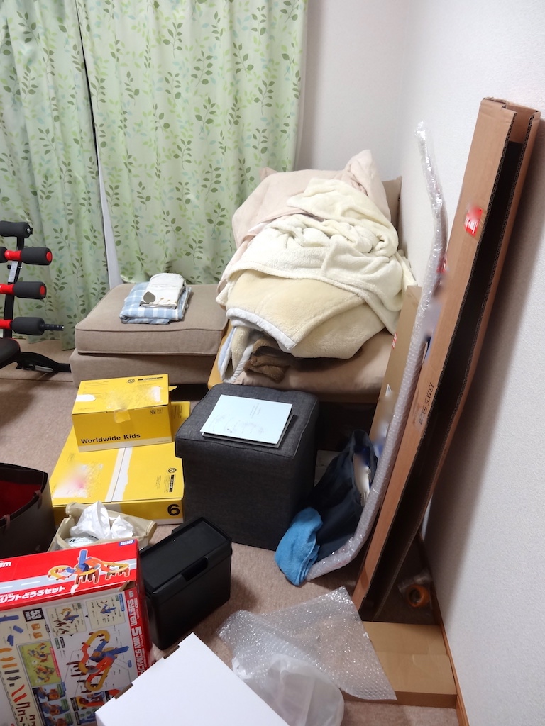 汚部屋あるある 不用品の移動先が汚部屋と化す ミニマム探し