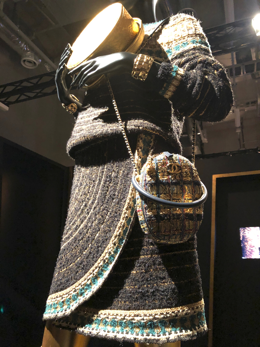ELLE掲載CHANEL♡メティエダールコレクション♡ベアトップ CHANEL2024メティエダールコレクション気になるもの♡ | CHANEL