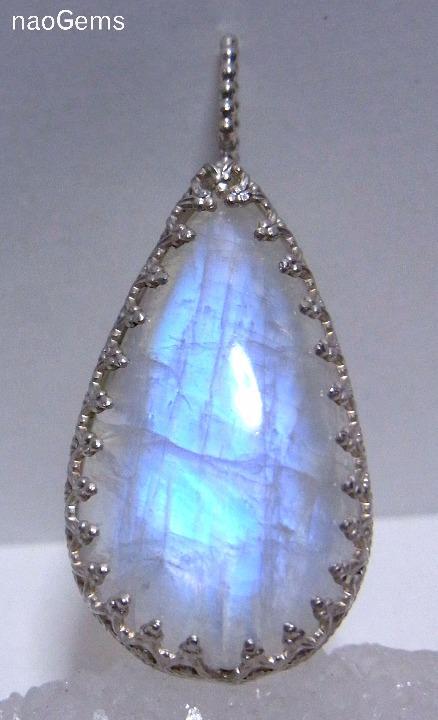 f:id:naoGems:20181017185737j:plain f:id:naoGems:20181017185737j:plain