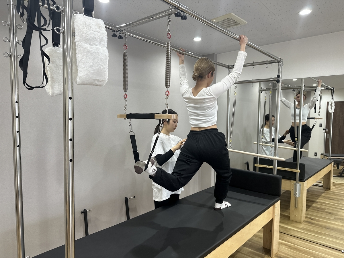 泉大津スタジオでピラティス研修