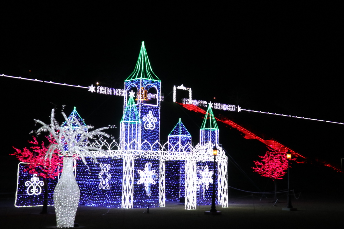 おおたイルミネーション 無料です 冬限定で公園内にイルミネーションを開催 群馬県太田市 お出かけは良いですよ