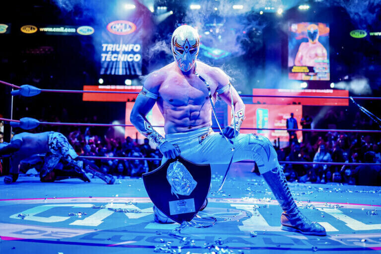 CMLL】2代目マスカラ・ドラダがレジェンダ・デ・プラタ優勝 