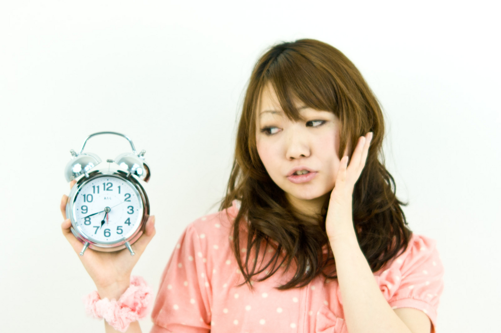 なぜ時計は右回りなの 時計の起源は 日時計の始まりは 物知り博士になろう