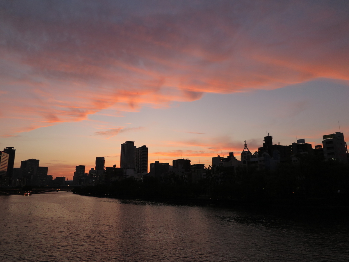 晩夏 晩秋 と 晩冬 晩春 と 光つかまえて 雫と海と季節のフォトブログ