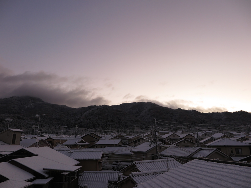 初雪景色京都 光つかまえて 雫と海と季節のフォトブログ 初雪景色京都 光つかまえて 雫と海と季節のフォトブログ