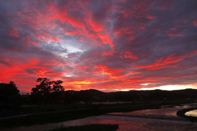晩夏の夕暮れのショータイム 完全版 - 光つかまえて～雫と海と季節の
