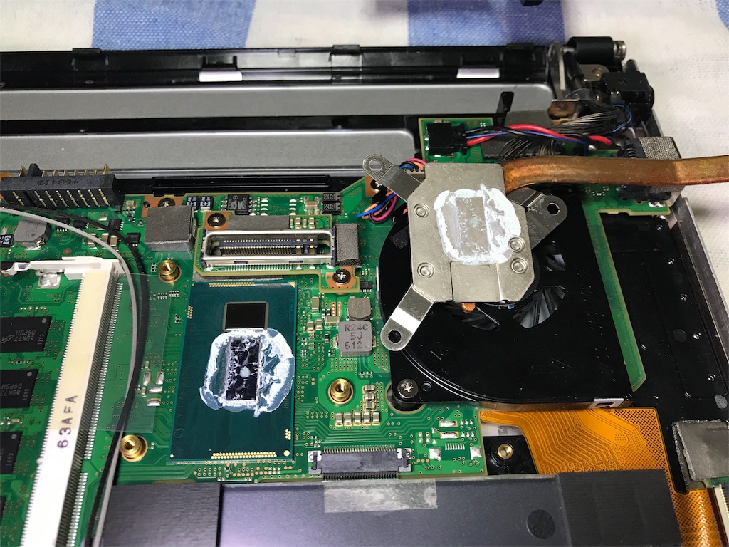 LIFEBOOK S935/K を衝動買いしました。 - カメラ屋元公式中の人 アオキ