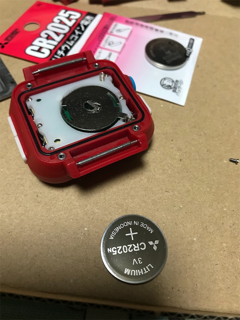 【電池交換まもなく終了】メンズ　ウォッチ　Movement in Motion Movement in Motionの電池交換。 - カメラ屋元公式中の人 アオキ