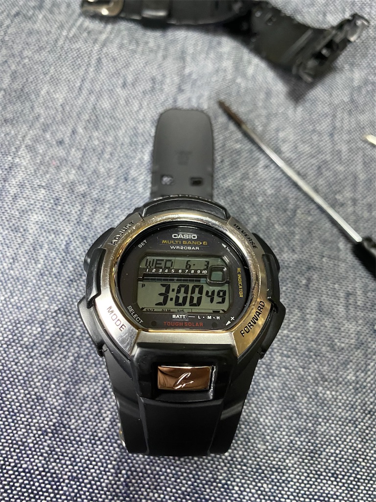 G-SHOCK GW-M850のバンド交換。 - カメラ屋元公式中の人 アオキのブログ