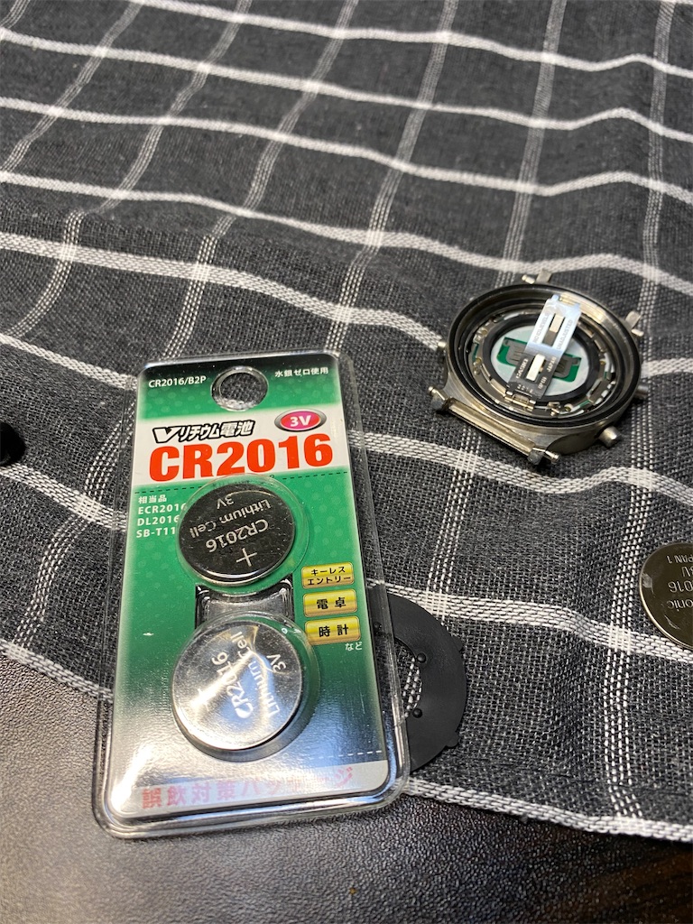 dw 5600 フルメタル カスタム G-SHOCK 新品電池 G-SHOCK DW5600E(1545)の電池交換&リセット操作をご紹介します