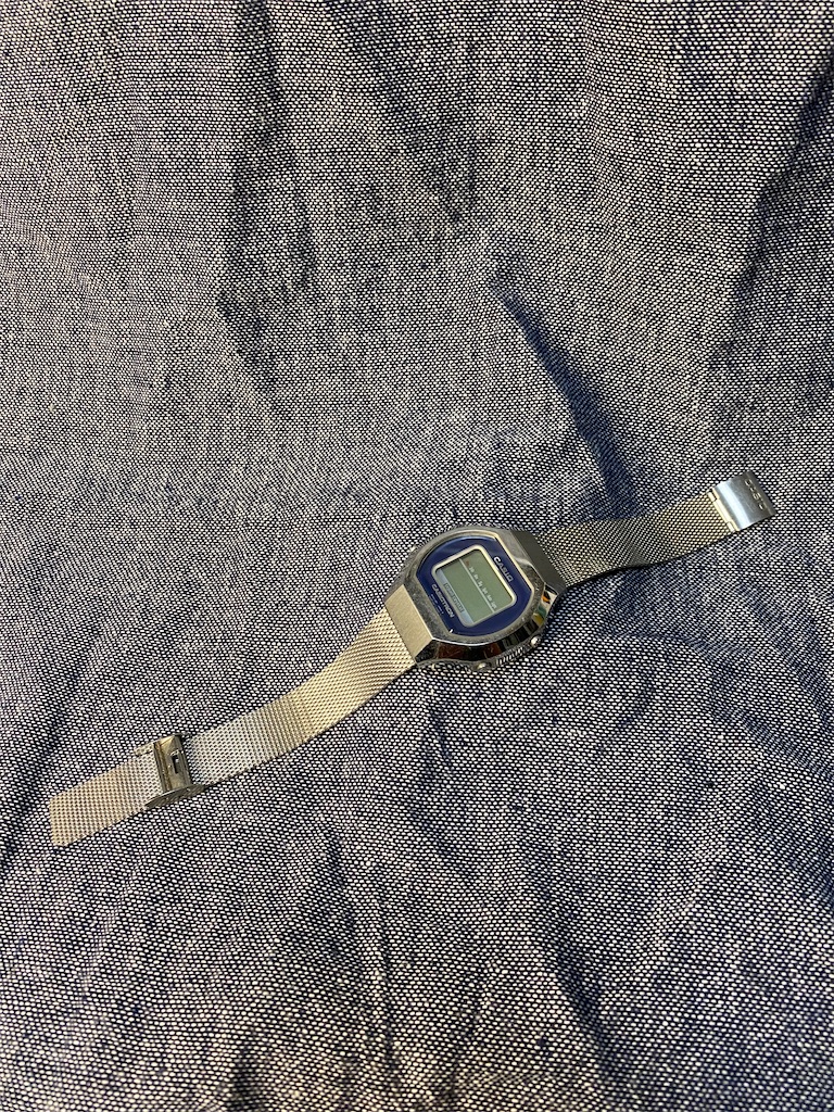 カシオトロンの電池交換、その1。 - カメラ屋元公式中の人 アオキのブログ