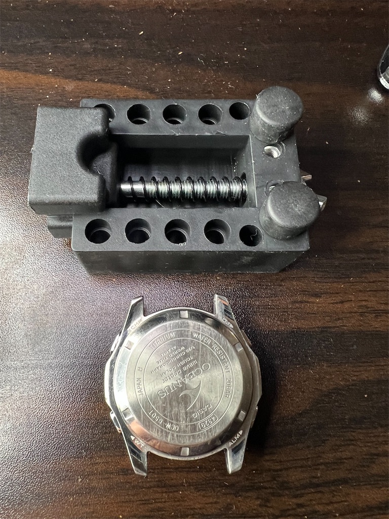 カシオ OCEANUS OCW-650Tの電池交換(未遂)。 - カメラ屋元公式中