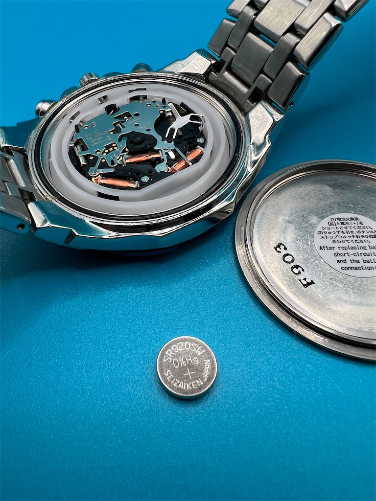 カシオ EDIFICE EFR-539Dの電池交換。 - カメラ屋元公式中の人 アオキ