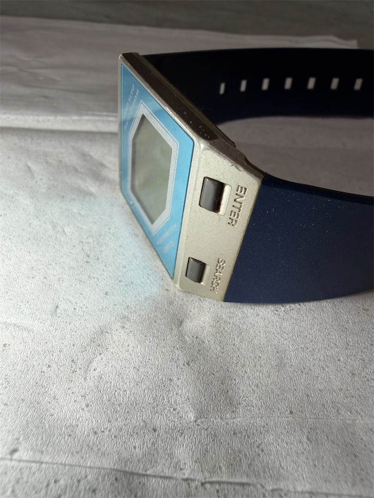カシオ ペラの電池交換。 - カメラ屋元公式中の人 アオキのブログ