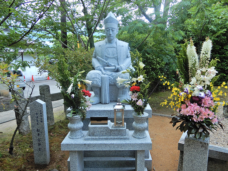 金戒光明寺 会津墓地に松平容保の像が 奈良磐雄の日記 New