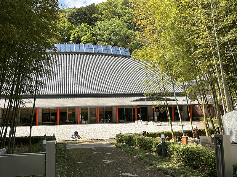 午前10時に我が家を出て、姫路市書写の里・美術工芸館で昨日から始まった「生誕100年・最後の抒情画家 藤井千秋展」を鑑賞、帰宅は5時30分。 奈良磐雄の日記・NEW