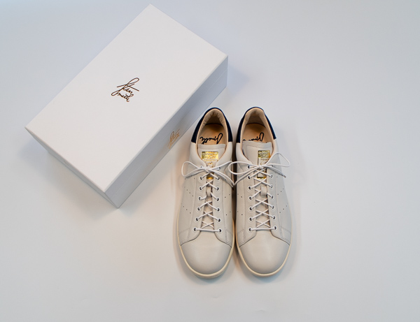 スタンスミス2018最新版は新色登場！今年は「濃い目」！？スペシャル