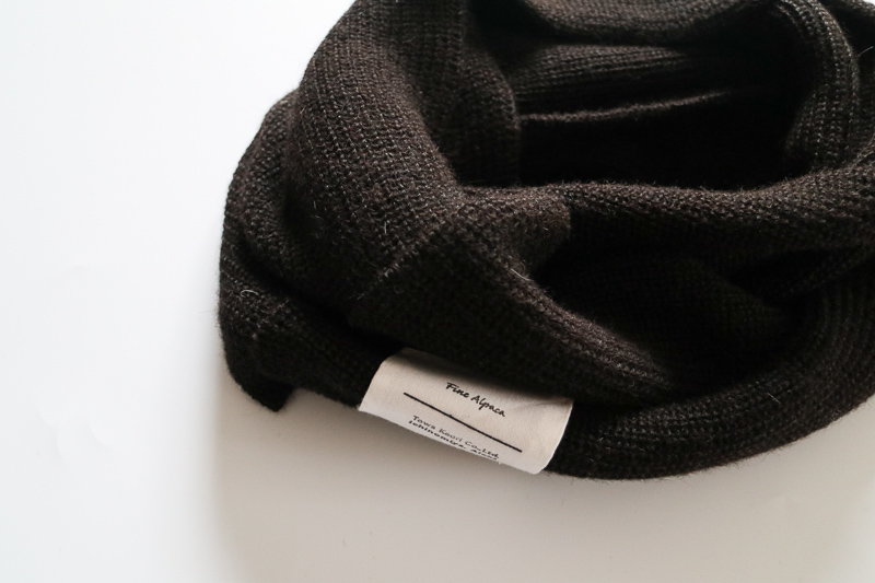 新品 MARKAWARE ALPACA SNOOD アルパカ ニット スヌード 新品 MARKAWARE ALPACA SNOOD アルパカ ニット スヌード