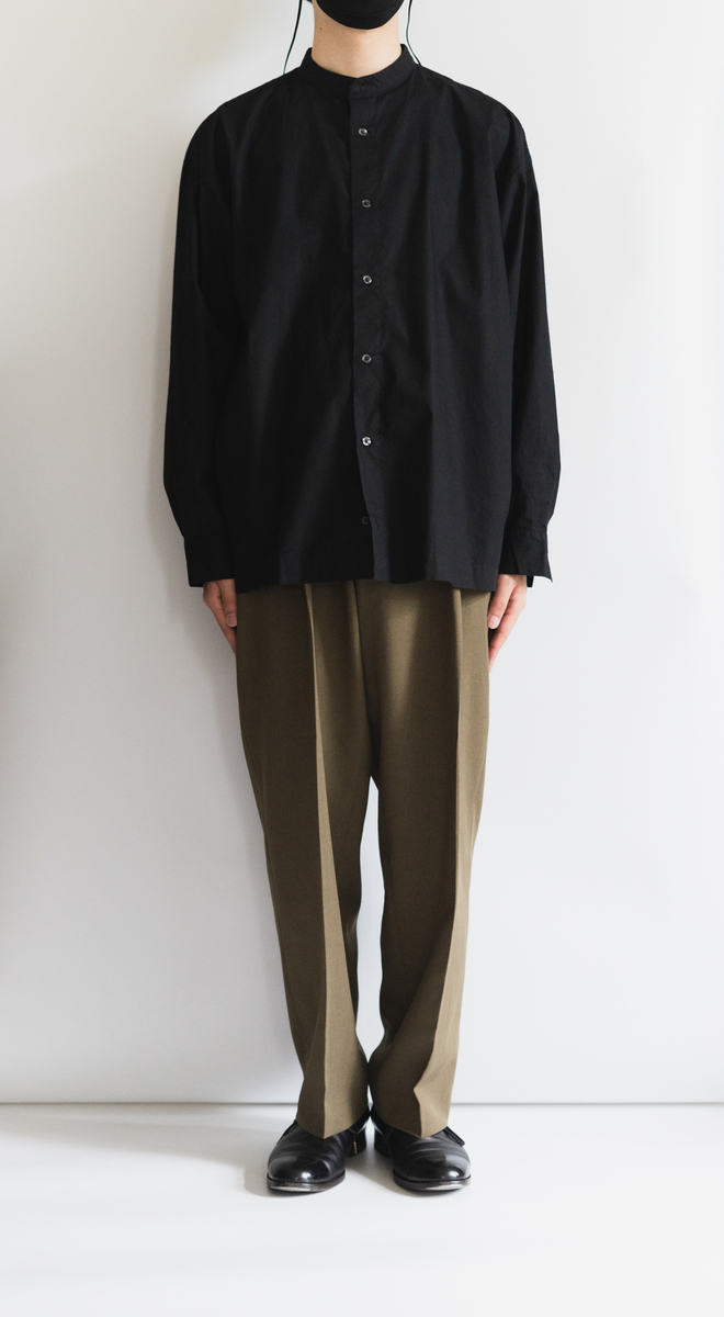【新品】ユニクロ MARNI オリーブグリーン スラックス Sサイズ 最旬ダウン セットアップ】ユニクロ マルニ ジャケット