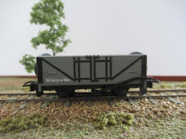 f:id:narrow-gauge-shop:20180220143257j:plain f:id:narrow-gauge-shop:20180220143257j:plain