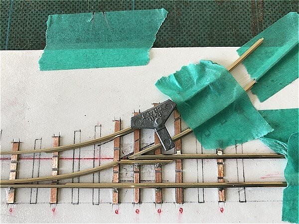 ポイントレールを自作する方法