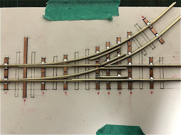 ポイントレールを自作する方法
