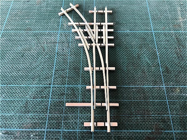 ポイントレールを自作する方法