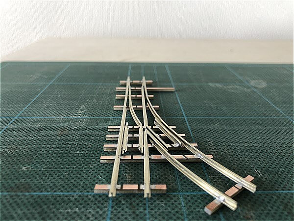 ポイントレールを自作する方法