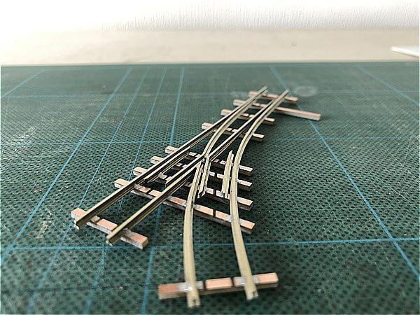 ポイントレールを自作する方法