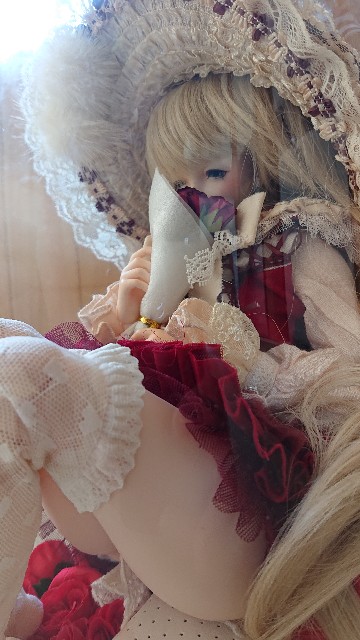 ドールをガラスに閉じ込めるという闇深ポインツ - ブログしながら人形