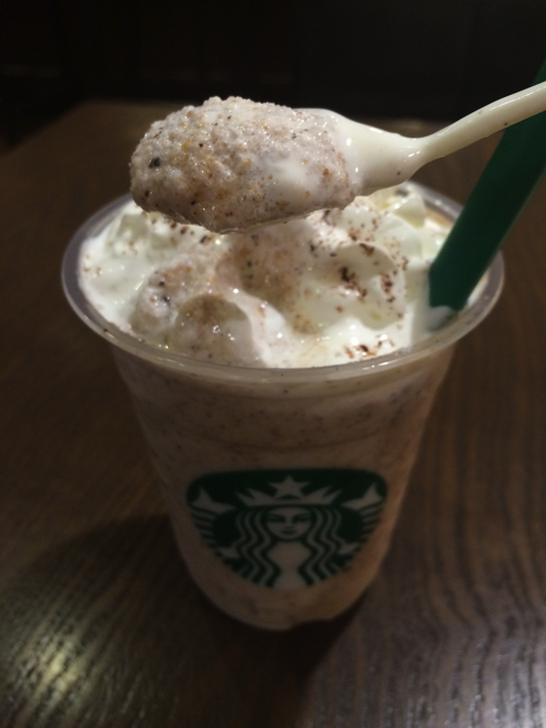 スタバの チャンキークッキーフラペチーノ が期間限定で大復活 メシ通 ホットペッパーグルメ
