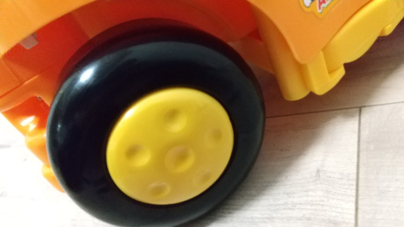 アンパンマンよくばりビジーカー　口コミ