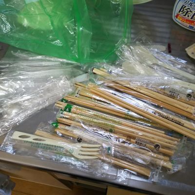 父が拾い集めた割りばし