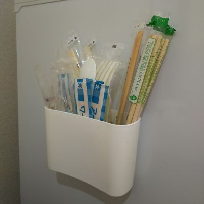 冷蔵庫の横にはりつけてみた