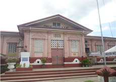 リーンの出身校