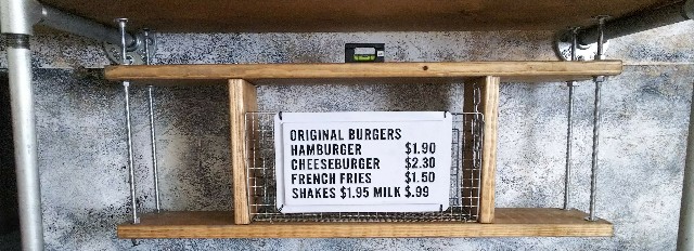 長ネジdiy カッコ良く棚板増設 長ネジで 板やボックスを吊り下げちゃおう 吊棚編 2 作り方詳細 コツコツdiy Diy 初心者が挑戦する 賃貸マンション改造計画