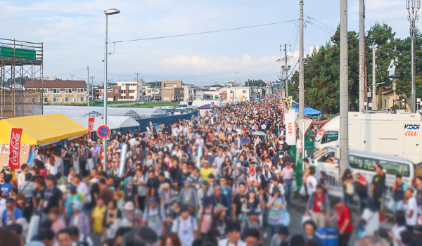 大曲花火大会混雑