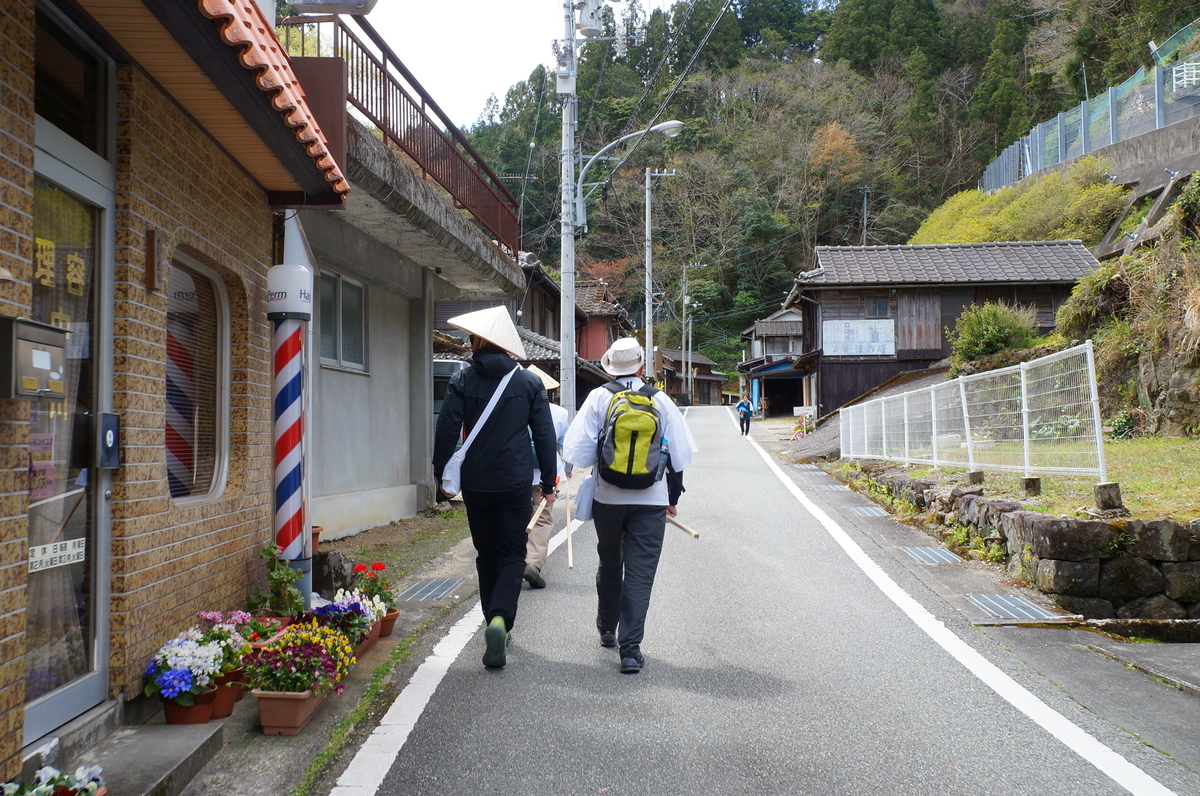 f:id:nayumimahenro:20190617203950j:plain f:id:nayumimahenro:20190617203950j:plain