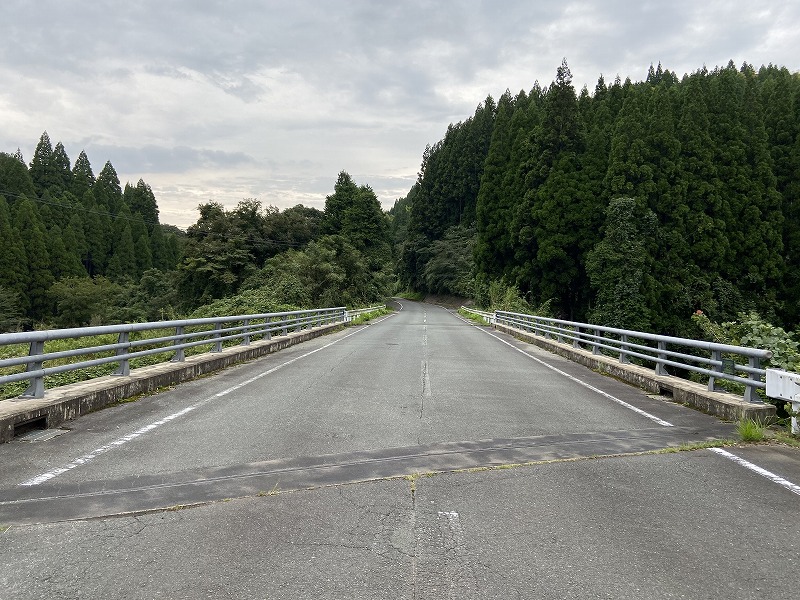九州自然歩道 50日目 黄金色の収穫の秋 熊本県阿蘇郡高森町清水峠～山都町笹原 2020年9月20日 - 九州自然歩道を週末に歩き倒す