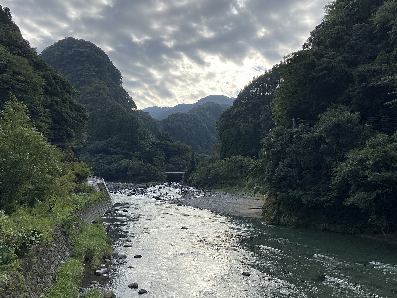 九州自然歩道 52日目 平家由来の内大臣峡から町に下る 熊本県上益城郡山都町内大臣峡~下益城郡美里町砥用 2020年9月22日 - 九州自然 ...