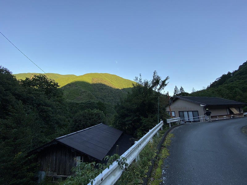 九州自然歩道 54日目 清流川辺川を眺めながら子守唄の里へ 熊本県八代市泉町仁田尾（五家荘）～球磨郡五木村頭地 2020年9月27日 - 九州 ...