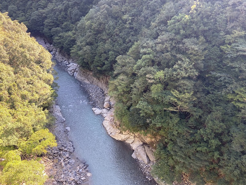 九州自然歩道 54日目 清流川辺川を眺めながら子守唄の里へ 熊本県八代市泉町仁田尾（五家荘）～球磨郡五木村頭地 2020年9月27日 - 九州 ...