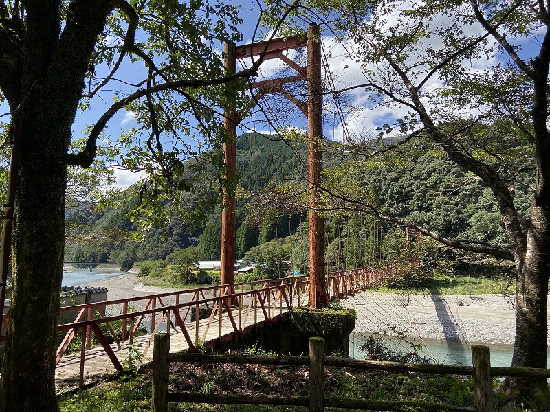 2020年9月27日 九州自然歩道 54日目 熊本県八代市泉町仁田尾（五家荘）～球磨郡五木村頭地 清流川辺川を眺めながら子守唄の里へ ...