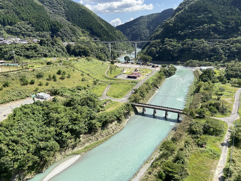 九州自然歩道 54日目 清流川辺川を眺めながら子守唄の里へ 熊本県八代市泉町仁田尾（五家荘）～球磨郡五木村頭地 2020年9月27日 - 九州 ...