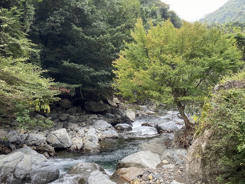 2020年10月4日 九州自然歩道 56日目 熊本県球磨郡水上村白蔵越～湯前町湯前駅 通行止めの球磨川源流域を迂回 - とりあえず、歩くか ...